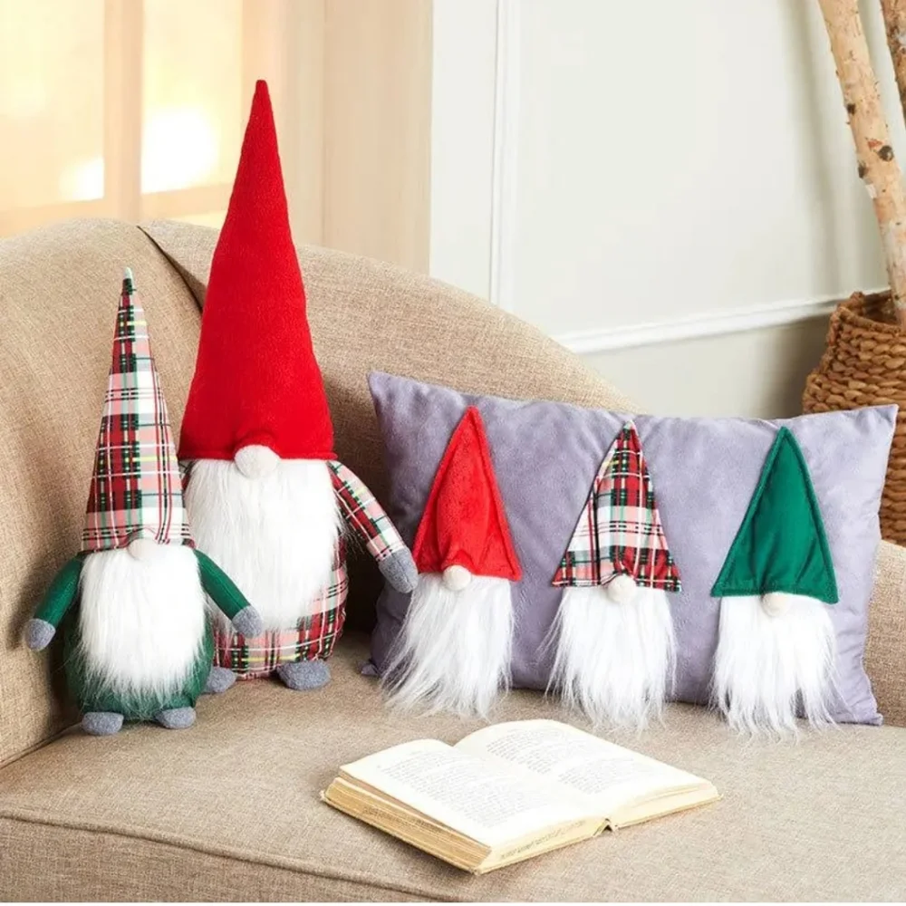 Holiday Gnomes Accent Pillow & Plush Pillows Set of 3 BNWT RETIRED SET!